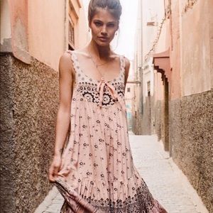 Spell and the Gypsy Collective Lionheart Midi
